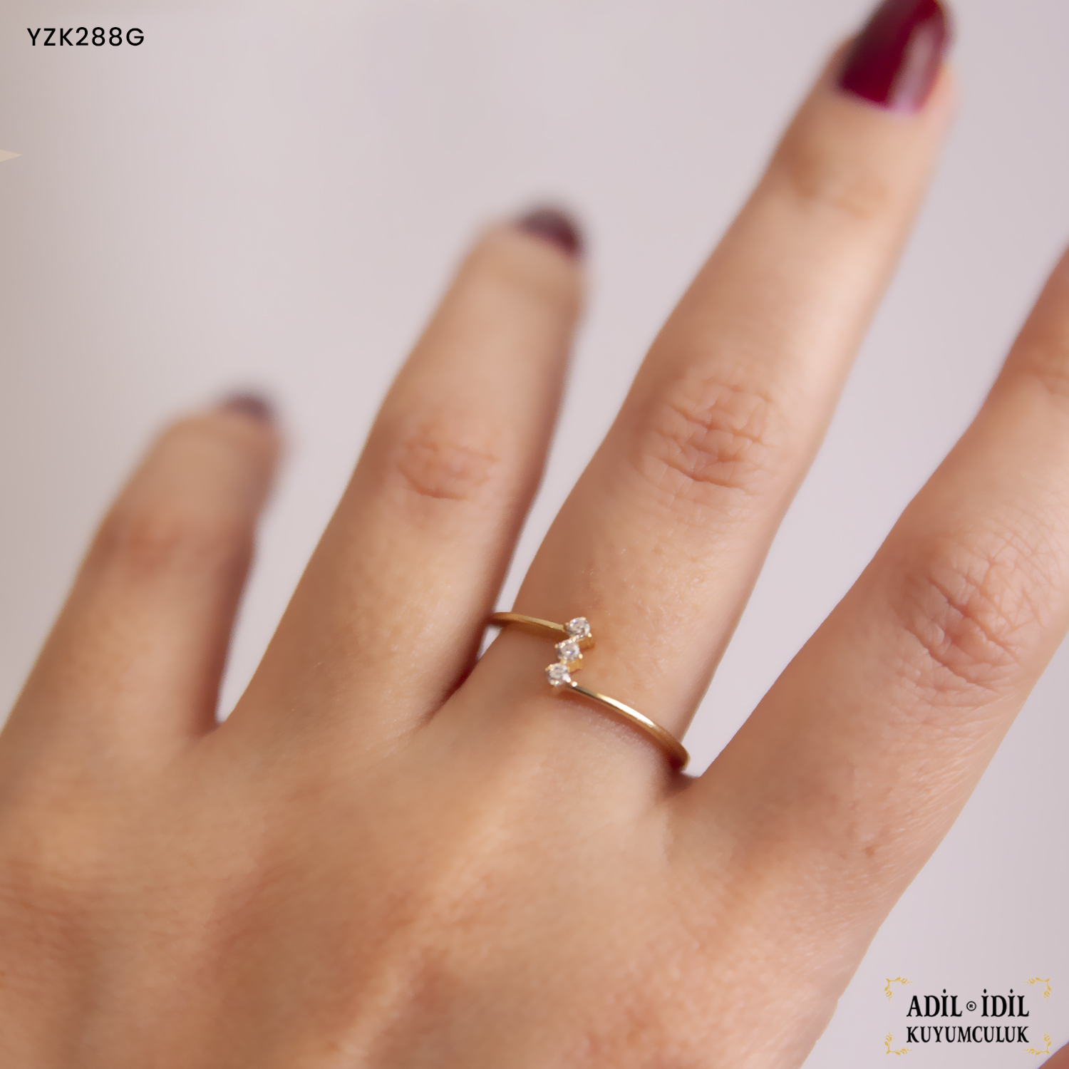 Dikey Üç Taşlı Yüzük