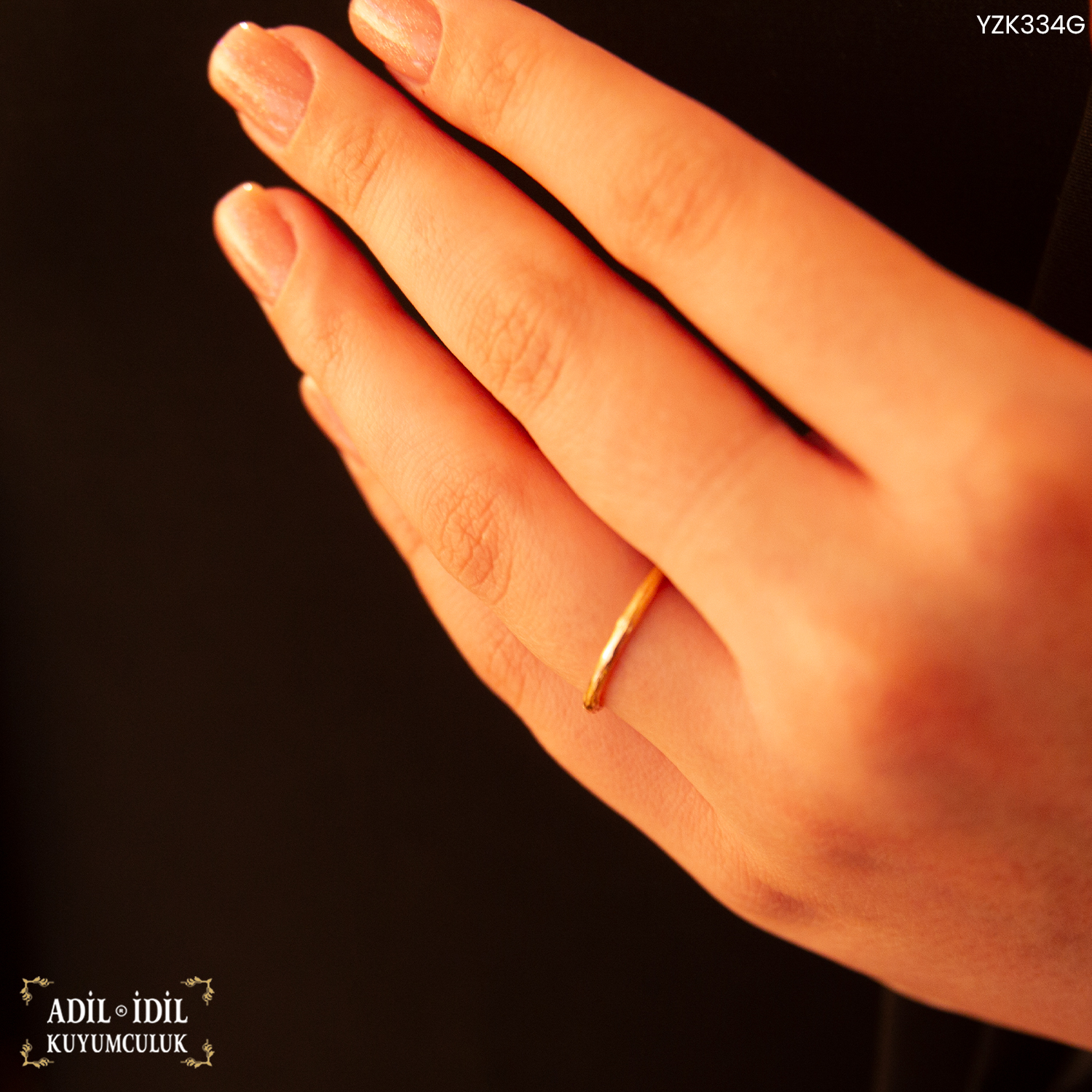 14 Ayar Dokulu Altın Yüzük
