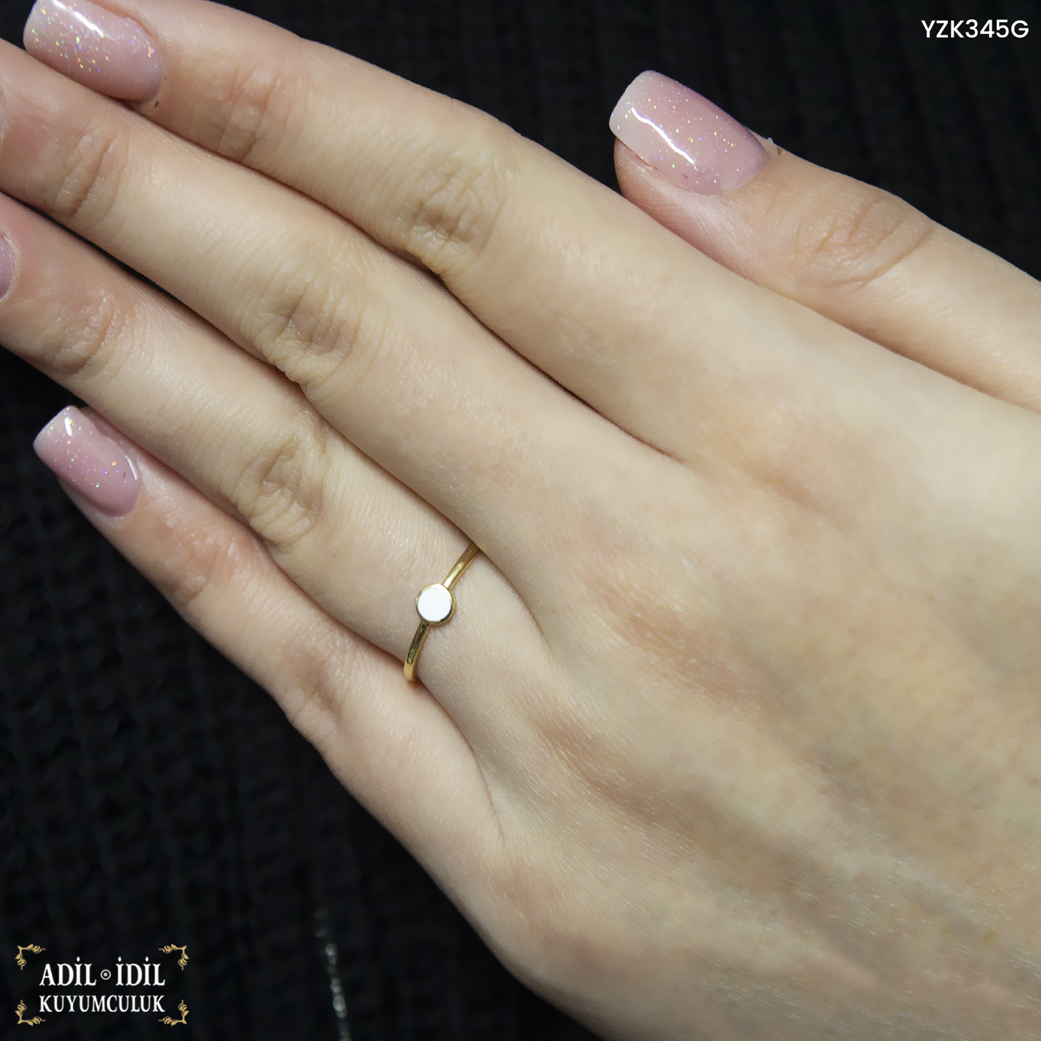 Beyaz Mineli Altın Yüzük