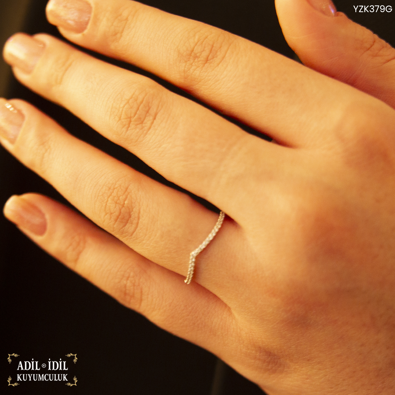 V Model 14 Ayar Altın Yüzük