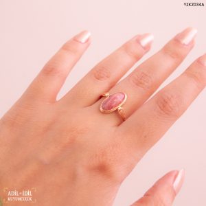 14 Ayar Pembe Taşlı Oval Yüzük
