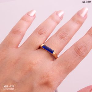 Safir Taşlı Altın Çubuk Yüzük